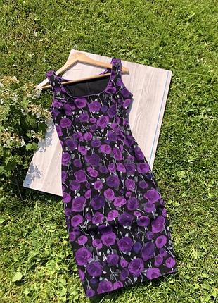 Приталене плаття