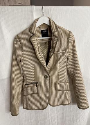 Піджак жіночий