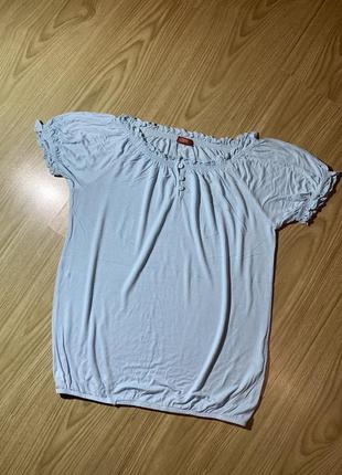 Футболка ніжно голуба