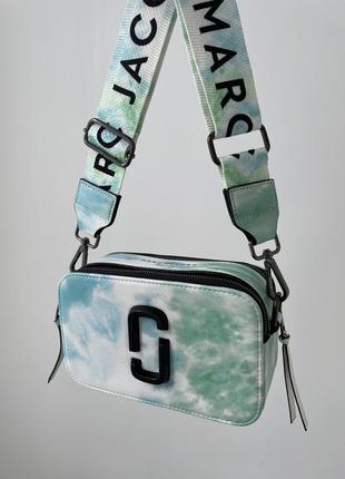 Женская сумка marc jacobs the snapshot tie dye green разноцветная зеленая