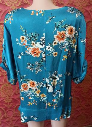Яркая блуза с принтом цветов из вискозы 14 размер6 фото