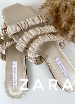 Шлёпки zara