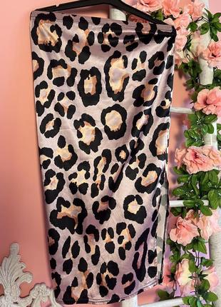 Леопардовая юбка длина миди с разрезом