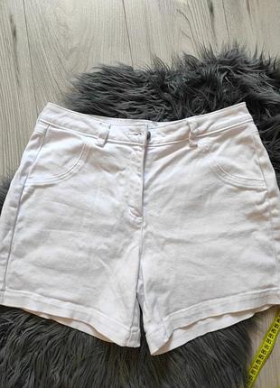 Шорти