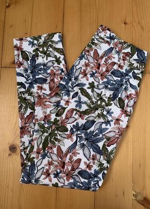 Класні літні джинси в квіточку