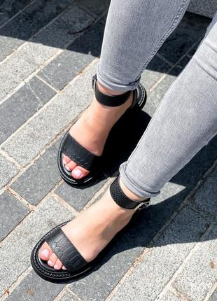 Босоніжки7 фото