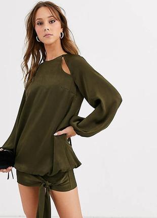 Стильное платье 44 размер