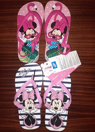 Шльопанці ,в'єтнамки, босоніжки. мінні маус.