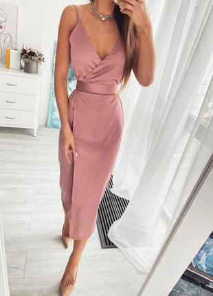 Платье футляр запах на брителях с поясом длина ниже колена