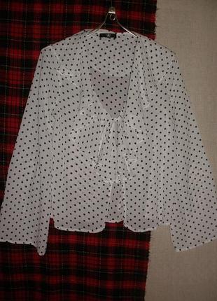 Красивая нарядная блузка блуза в горох missguided волан рюши