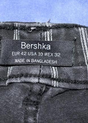 Стильні жіночі джинси скінні bershka в смужку3 фото