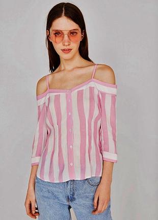 Розовая рубашка bershka