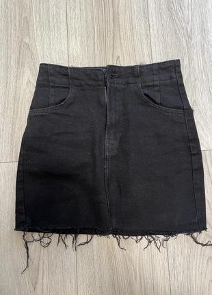 Чёрная джинсовая юбка размер 34