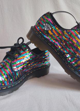 Женские туфли dr martens rainbow sequined oxfords размер 37 (23,5 см)2 фото