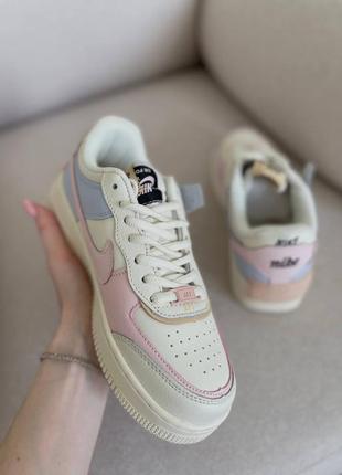 Nike air force shadow pink glaze новинка жіночі трендові кросівки найк форс молочні кремові кольорові весна літо осінь молочные цветные кроссовки3 фото