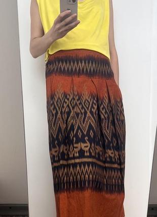 Длинная юбка с защипами из плотного хлопка с орнаментом в индийском стиле8 фото
