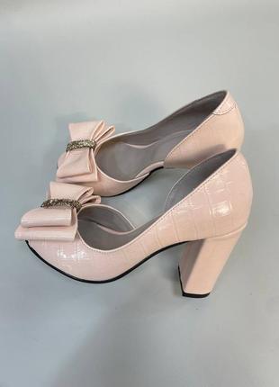 Эксклюзивные туфли из натуральной итальянской кожи с бантиком розовые пудра2 фото