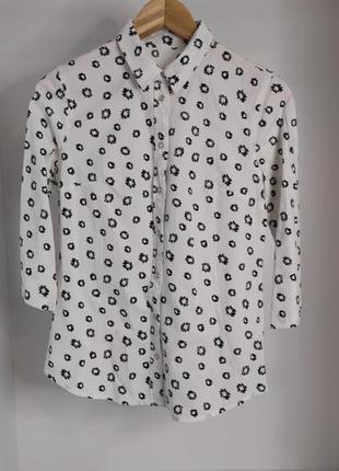 Белая хлопковая натуральная рубашка в чёрный цветочек на кнопках хлопок