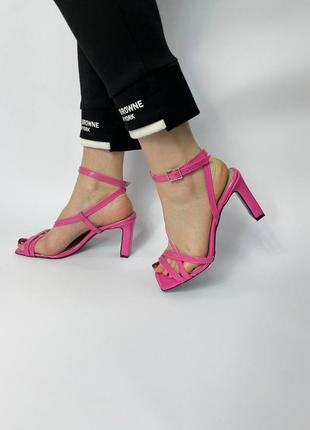 Эксклюзивные босоножки женские натуральная итальянская кожа на каблуке крокуль1 фото