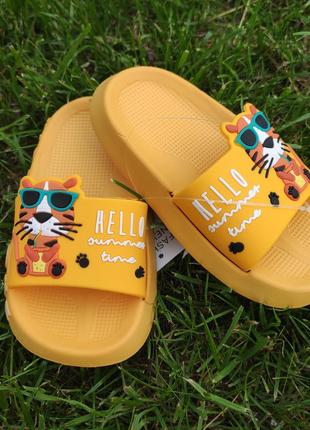 Шльопанці дитячі резинові тапочки взуття пляжне для басейну 2