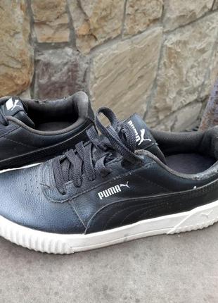 Жіночі кросівки puma.