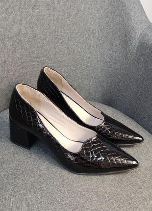 Эксклюзивные туфли лодочки итальянская кожа рептилия чёрные