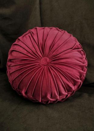 Велюровая подушка круглая декоративна с буфами2 фото