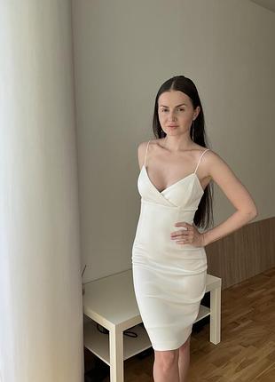 Плаття купляла за 2500