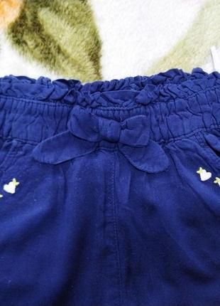 Темно-сині шорти для дівчинки 3-4 роки2 фото