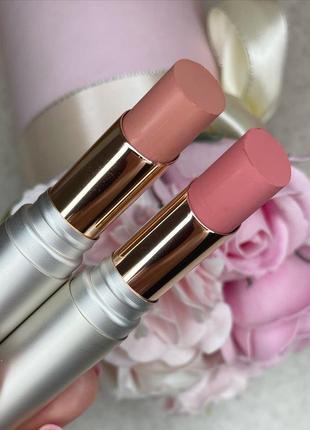 Зволожуюча помада kiko milano hydra shine lip stylo1 фото