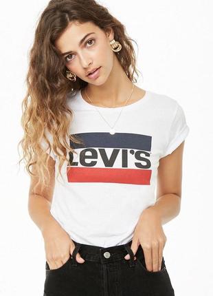 Белая футболка с логотипом хлопок levis3 фото