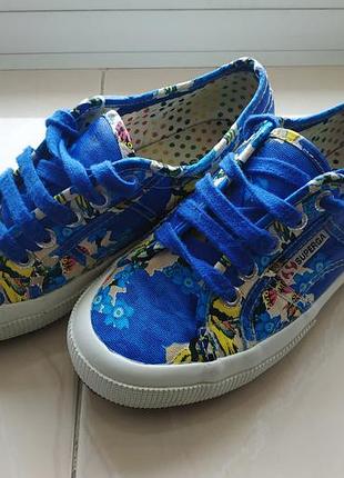 Кеді superga