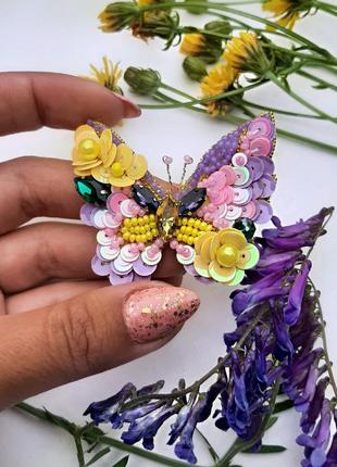 Літня брошка метелик з бісера/брошка метелик1 фото