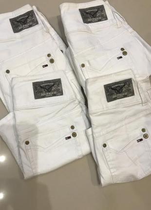 Новые мини юбочки известеого бренда р xs s