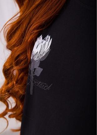 Актуальная однотонная женская футболка стрейч эластичная женская футболка стрейчевая женская футболка с принтом5 фото