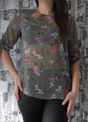 Шифонова блуза в квіточку розмір 48-50
