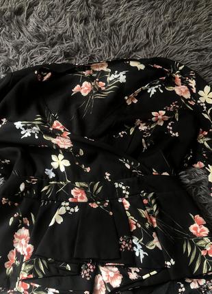 Блузка в цветочный принт4 фото