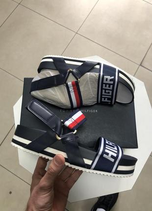 Сандалии tommy hilfiger bekett blue multi1 фото