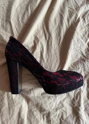 Стильні жіночі туфлі guess з гіпюром 41р1 фото