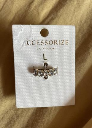 Кольцо посеребренное accessorize с камушками размер l