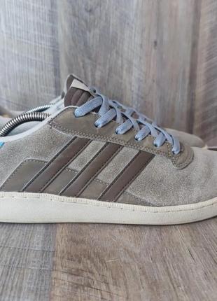 Кросівки adidas
44/28см2 фото