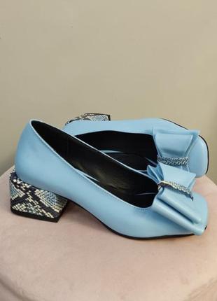 Эксклюзивные туфли из натуральной итальянской кожи с бантиком голубые1 фото