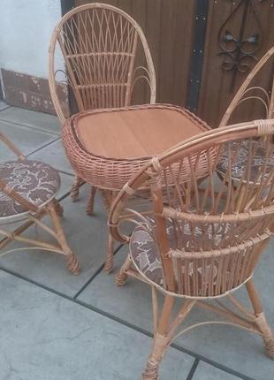 Садовая мебель с плетеными креслами7 фото