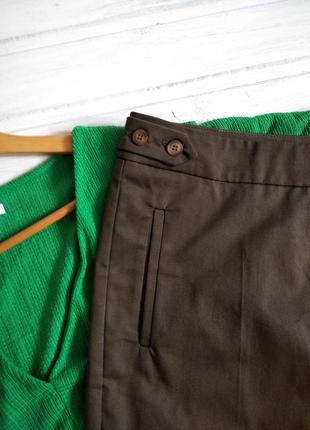 Бавовняні вкорочені брюки з манжетами3 фото