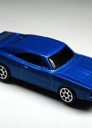 Машинка maisto 1969 dodge charger r/t (2005)