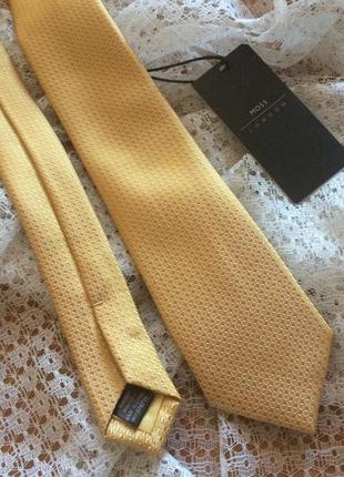 Нова стильна золотиста краватка moss london8 фото