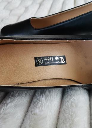 Жіночі туфлі класика на товстому підборі 38 туфлі vintage3 фото