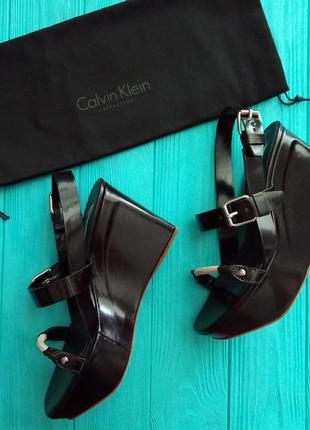 Босоножки га танкетке от calvin klein collection  р.39 made in italy3 фото