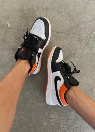 Nike air jordan retro 1 low “black / orange”
 женские кроссовки найк аир джордан5 фото