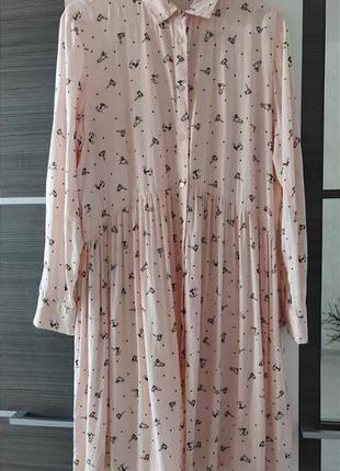 Женское платье рубашка принт цвет персик oodji вискоза м-l1 фото